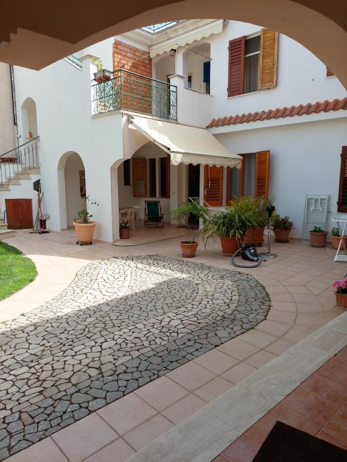 Appartamento Primo Piano Lungomare Santa Maria Navarrese Bagian luar foto