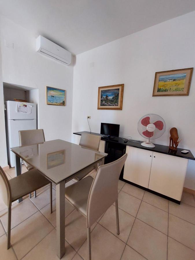 Appartamento Primo Piano Lungomare Santa Maria Navarrese Bagian luar foto