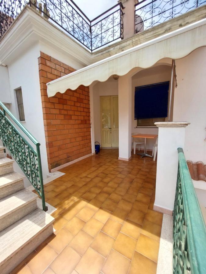 Appartamento Primo Piano Lungomare Santa Maria Navarrese Bagian luar foto