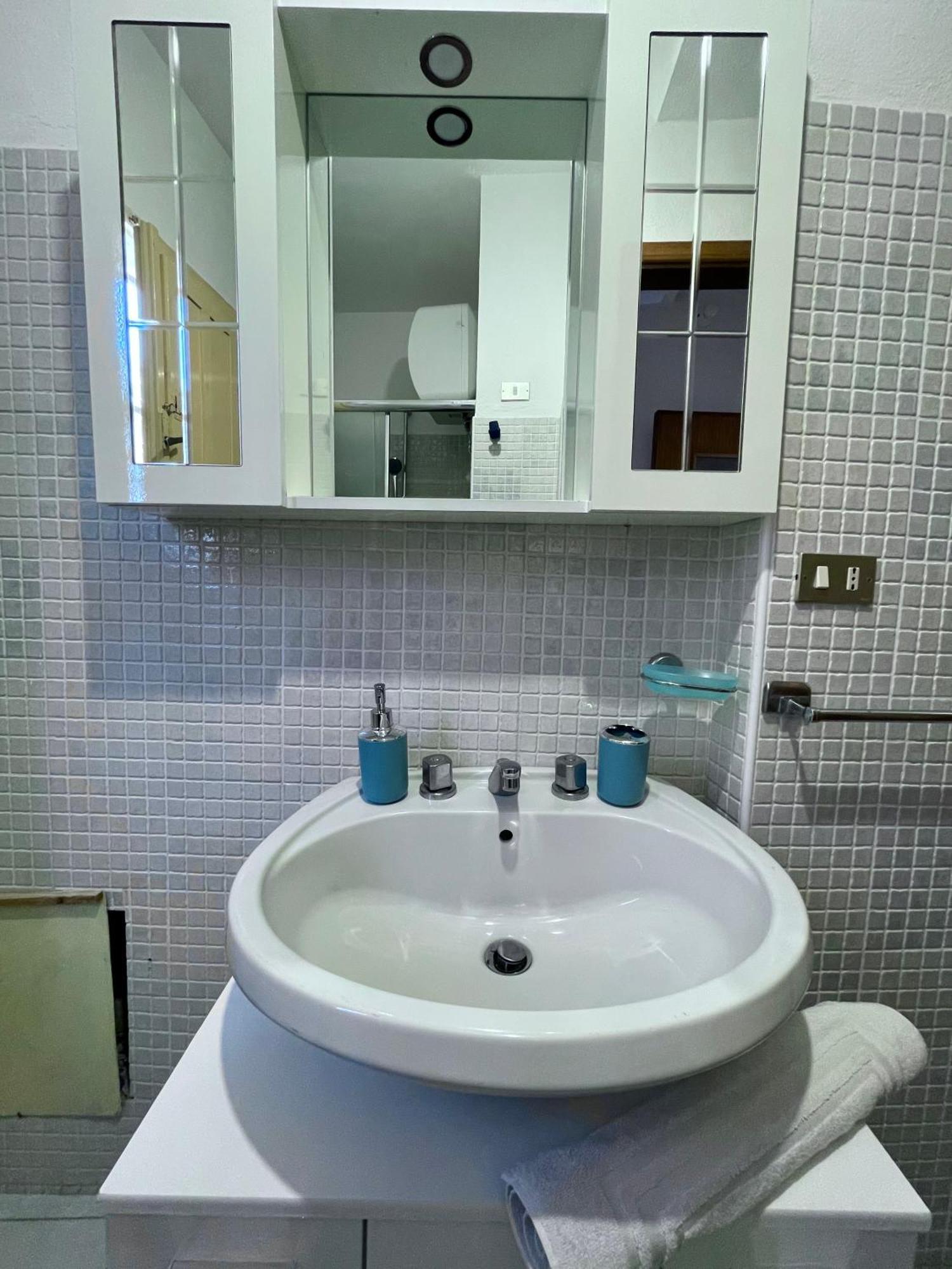 Appartamento Primo Piano Lungomare Santa Maria Navarrese Bagian luar foto